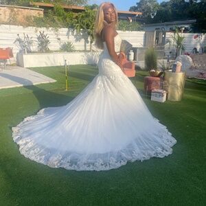 Elegant Lace Mermaid Wedding Dress